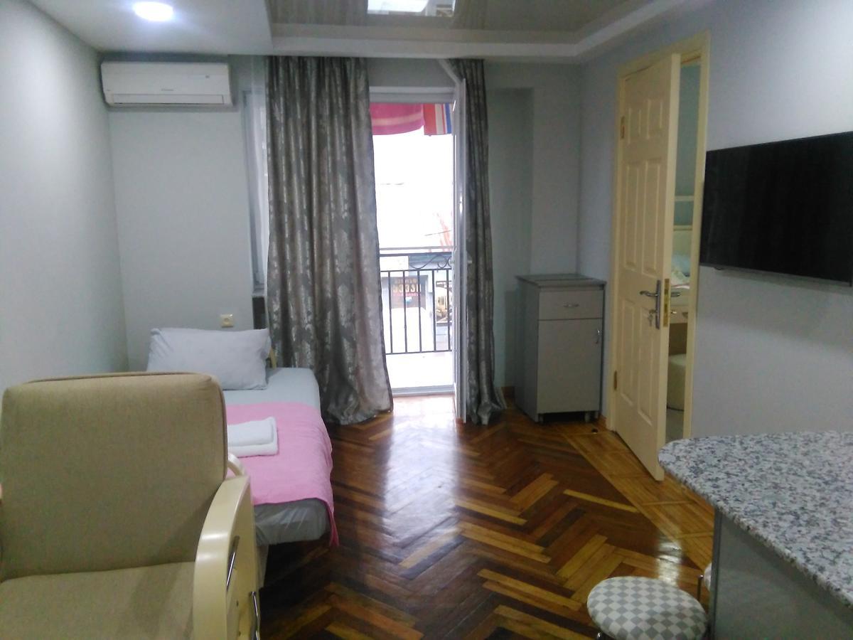 Apartament Shushana Batumi Exterior foto